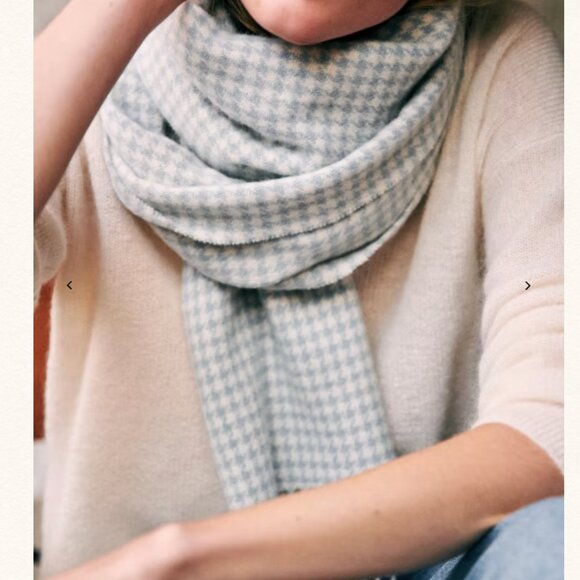 Sezane Seraphine Scarf - Blue Ecru NWT - Picture 3 of 7